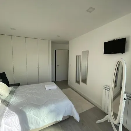 Quarto Privado Em Alojamento Local Perto Do Rio Vez Em Arcos De Valdevez Extérieur photo