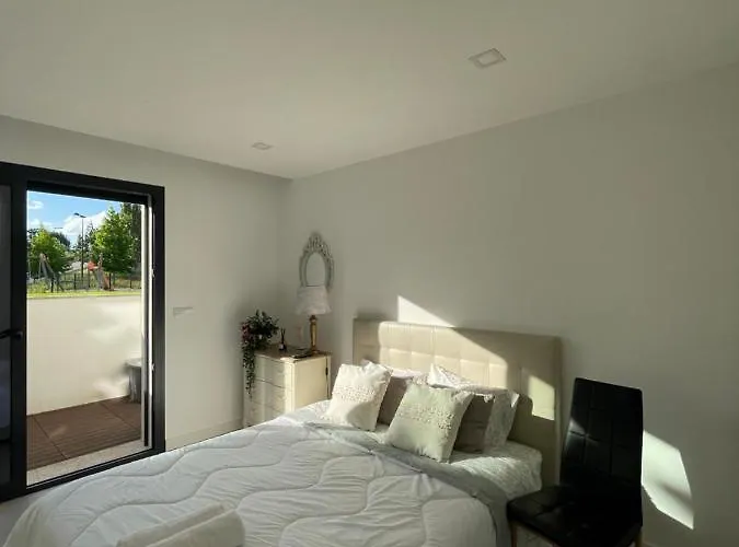 Quarto Privado Em Alojamento Local Perto Do Rio Vez Em Arcos De Valdevez